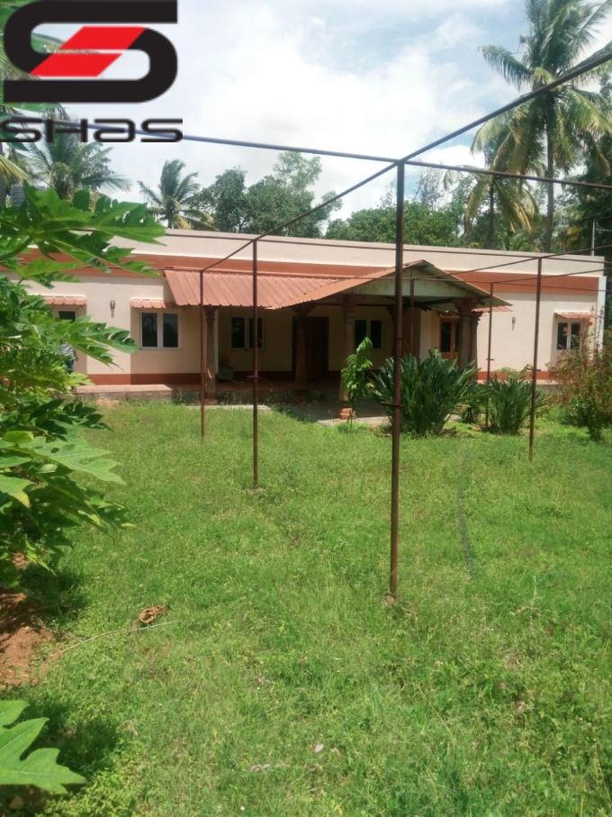 Land with farm house for sale in Srirangapatna, Mysore, Karnataka