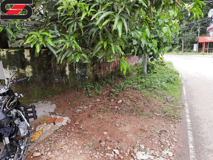 4 BHK house for sale in Ayoor, Kollam