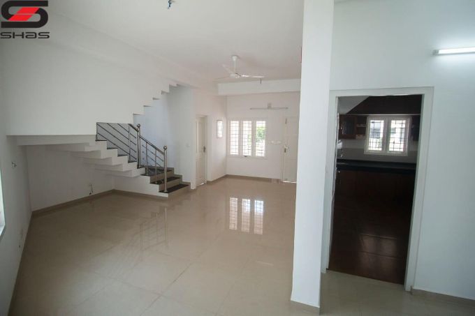 Villa in Kalamassery, Ernakulam for sale
