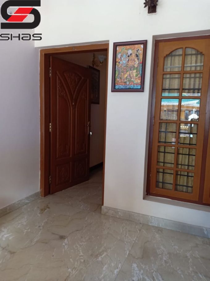 Villa for sale in Kalamassery, Ernakulam 