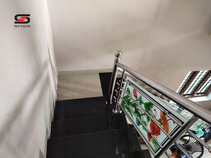 4 BHK house for sale in Kodunthirapully, Palakkad
