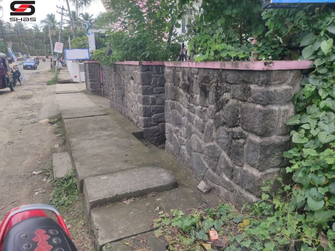 Commercial property for sale in Koppam, Palakkad