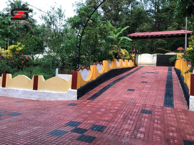 1 Acre land with 3 BHK house for sale in Sreekrishnapuram, Palakkad