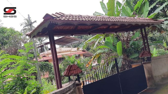 1 Acre land with 3 BHK house for sale in Sreekrishnapuram, Palakkad