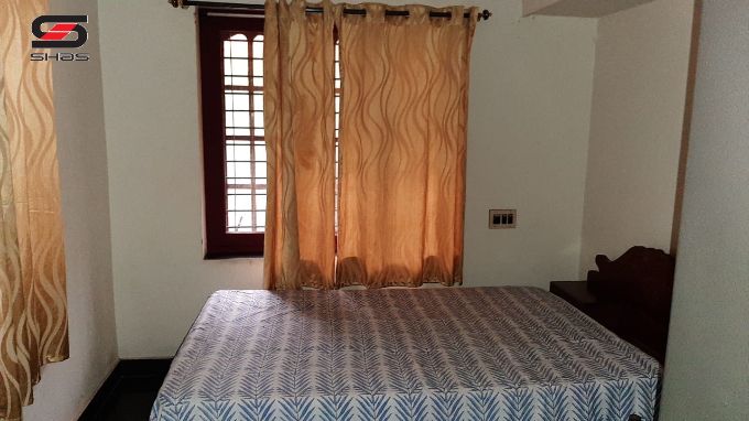 1 Acre land with 3 BHK house for sale in Sreekrishnapuram, Palakkad