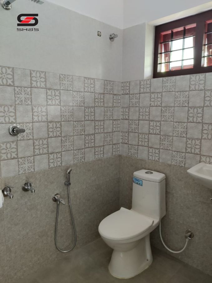 5 BHK house for sale in Kolazhy, Thrissur